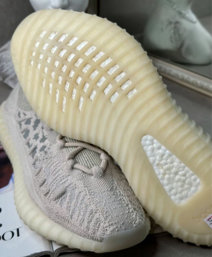 Pantofi Sport Adidas Yeezy 350 CMPCT Bone- 100% originali