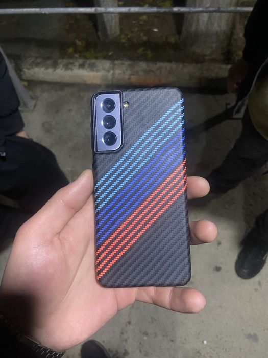 Продам samsung s21