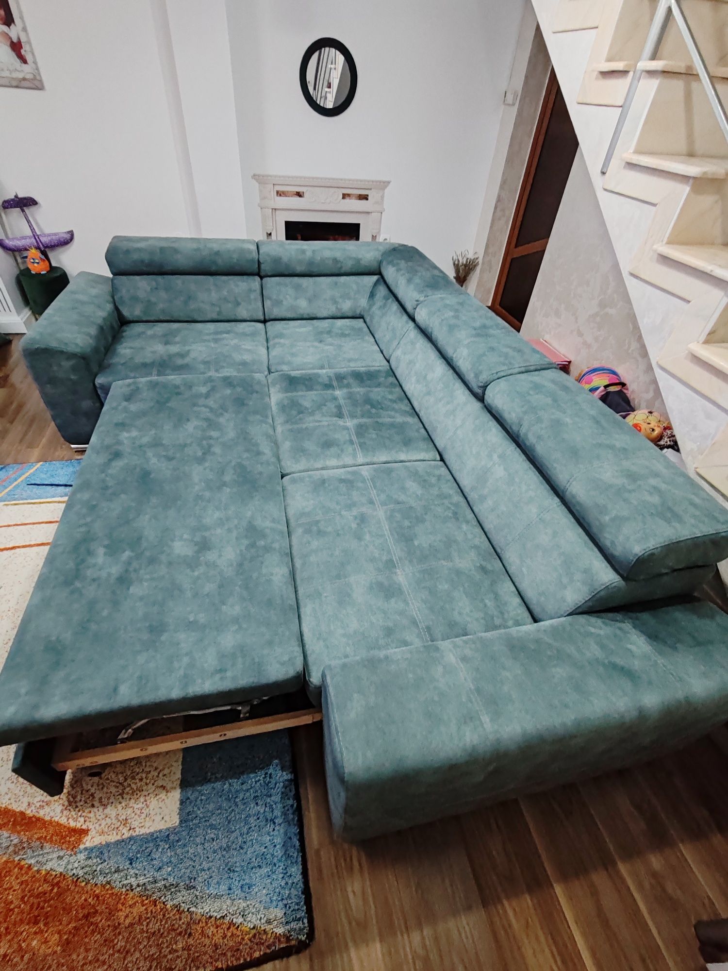 Canapea extensibila Lems