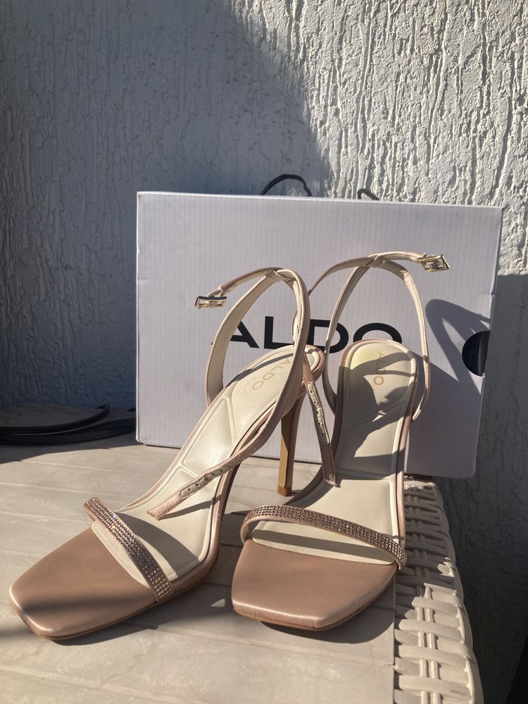 Сандали ALDO