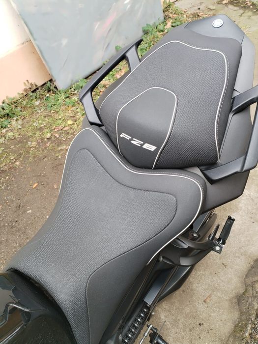 Yamaha FZ8 Fazer 2013 ABS deosebita posibilitate 35 KW pt pretentiosi!