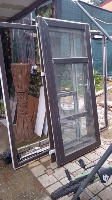 Usa dubla termopan in stare foarte buna