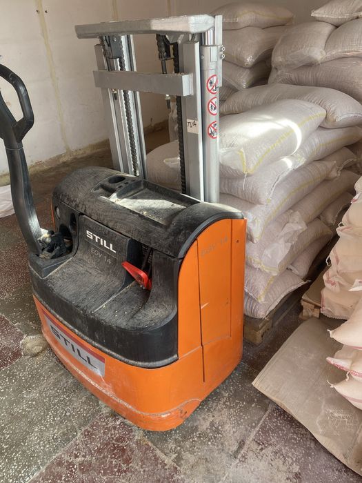 Stivuitor electric STILL EGV 14 – 1400 kg – Funcțional – 2400