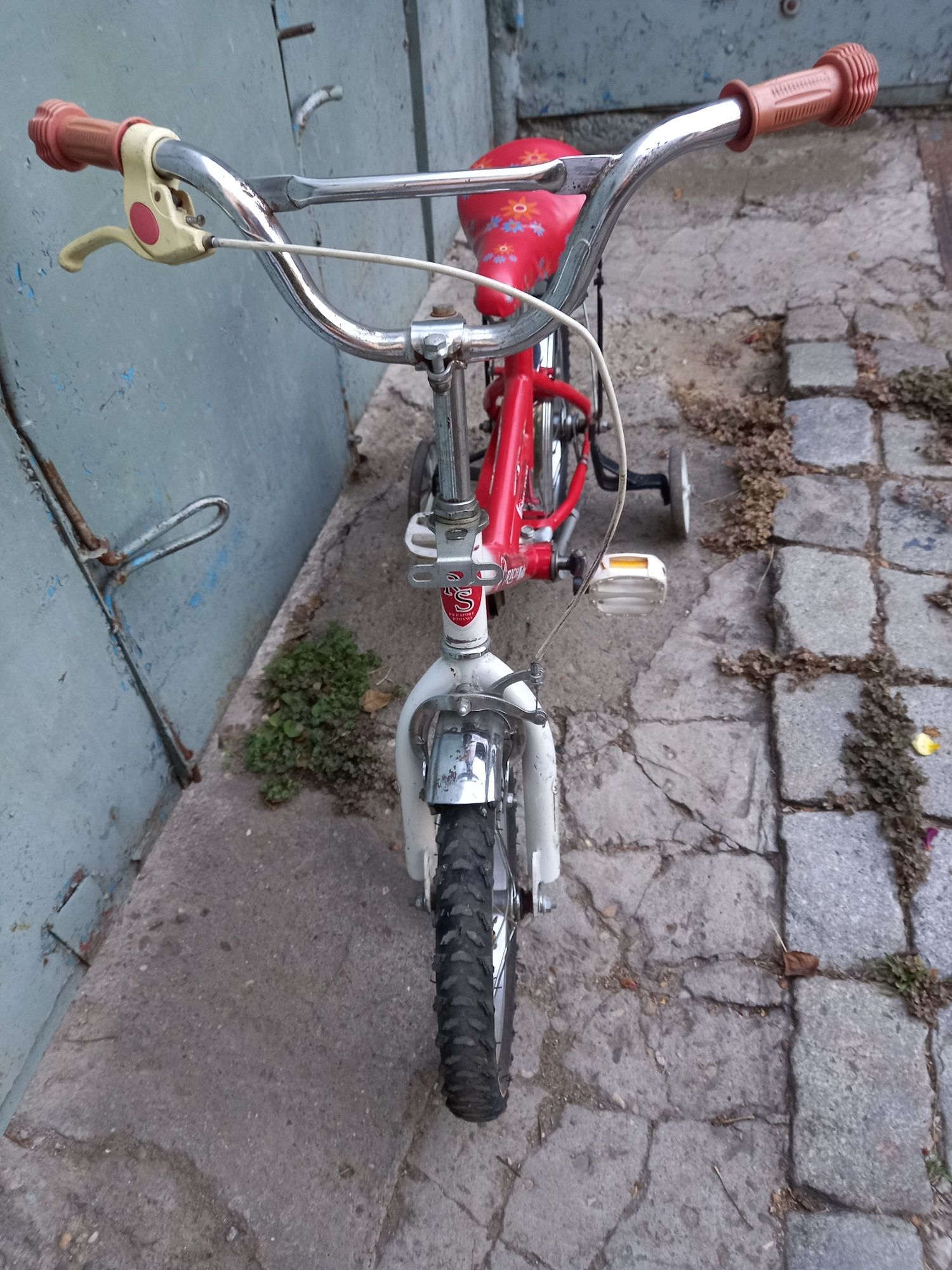 Bicicleta ,ptr.copii 4-8ani,aproape noua,roti 14inci stare f.buna