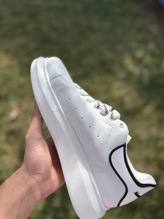 Alexander McQueen | Calitate Premium