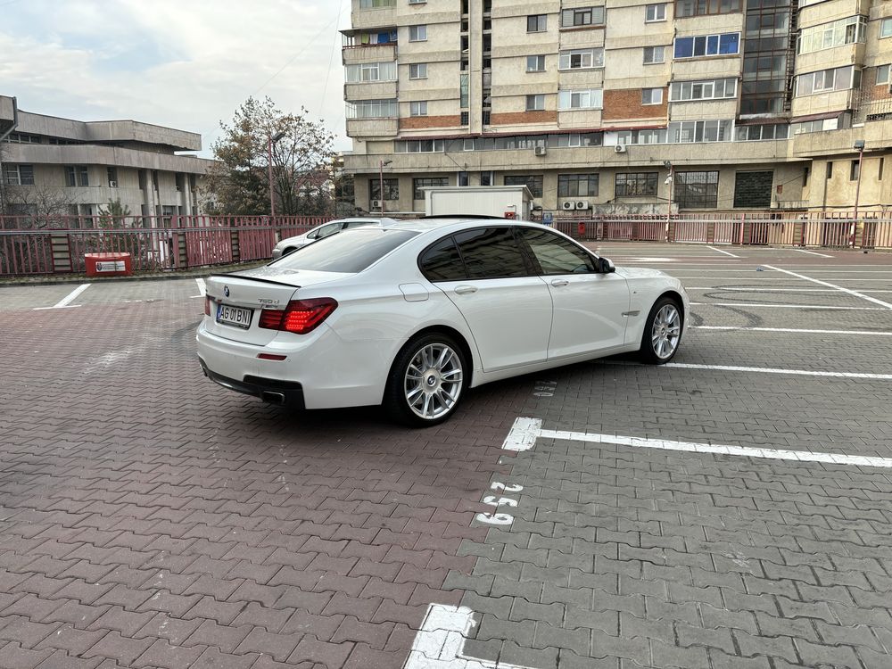 BMW 750Xd/M pachet/5 butoane/2014/Variante Auto