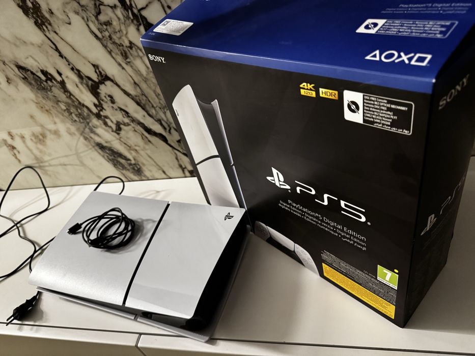 Playstation 5 PS5 cu garantie 1 an