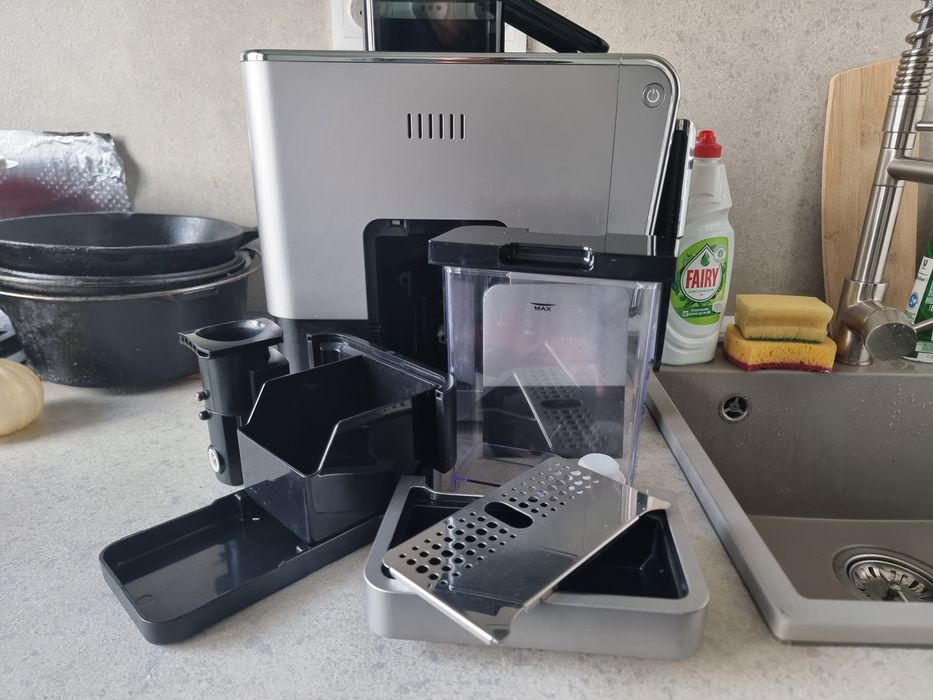 Robot bucatarie Heinner, espressor cafea Tchibo