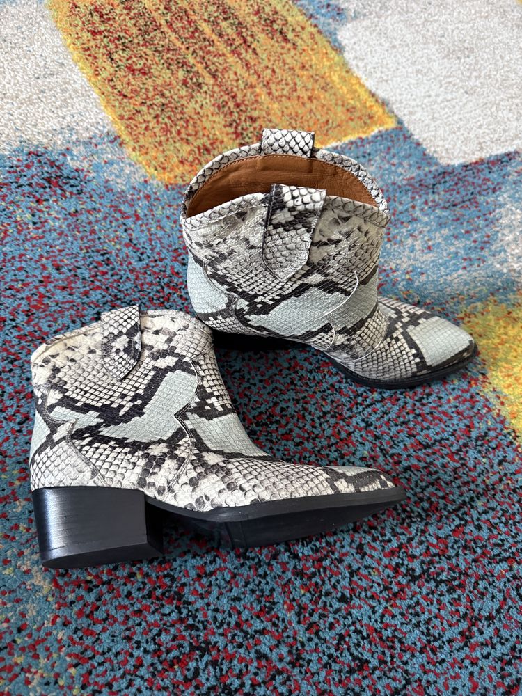 Botine ciocate musette marimea 35