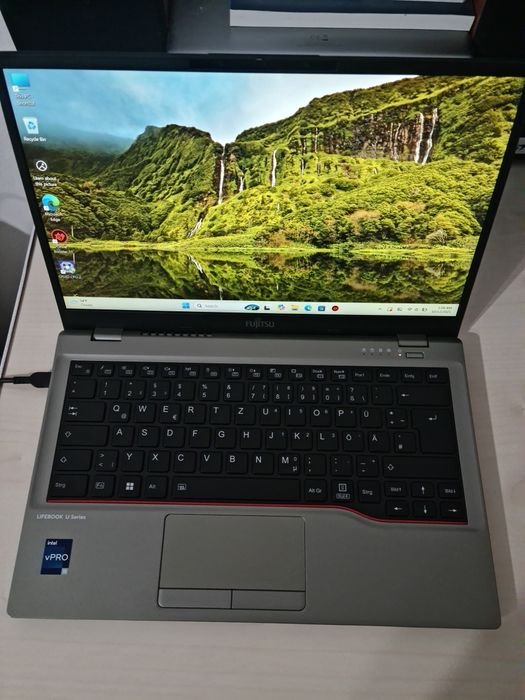 Fujitsu Lifebook U7412