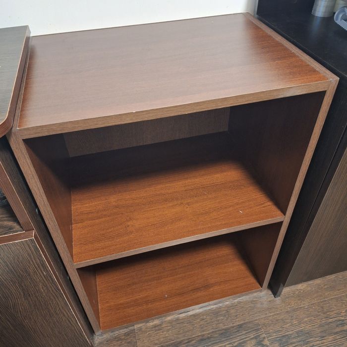 Vand dulap simplu cu 2 rafturi wenge