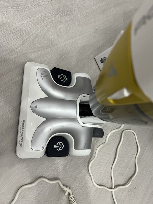 Aspirator cu abur Rowenta