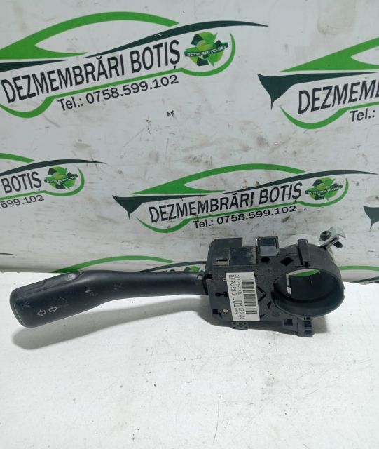 Maneta semnalizare Volkswagen VW Passat B5