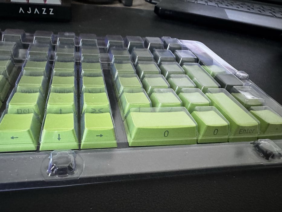 Vand Keycaps-uri pentru tastatura mecanica
