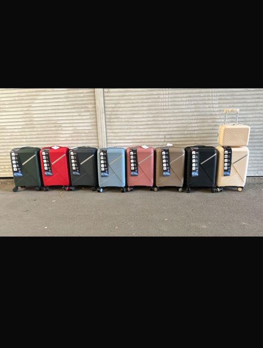 Комплект чемоданов полипропилен 50 л