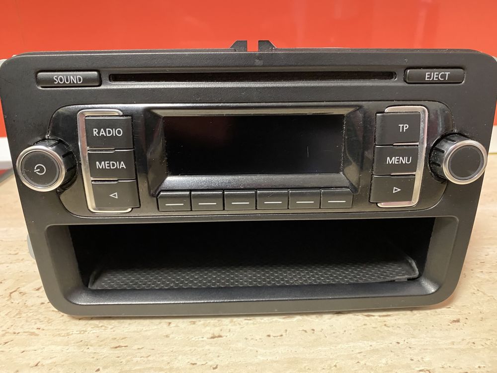 Sistem audio Radio CD MP3 original VW Jetta /Golf.