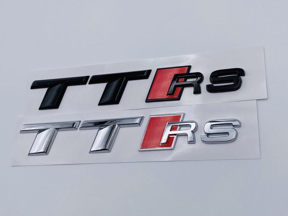 Emblema Audi TTRS negru spate