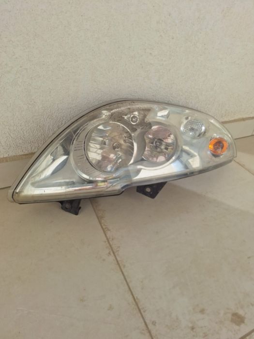 Faruri Renault Master 3