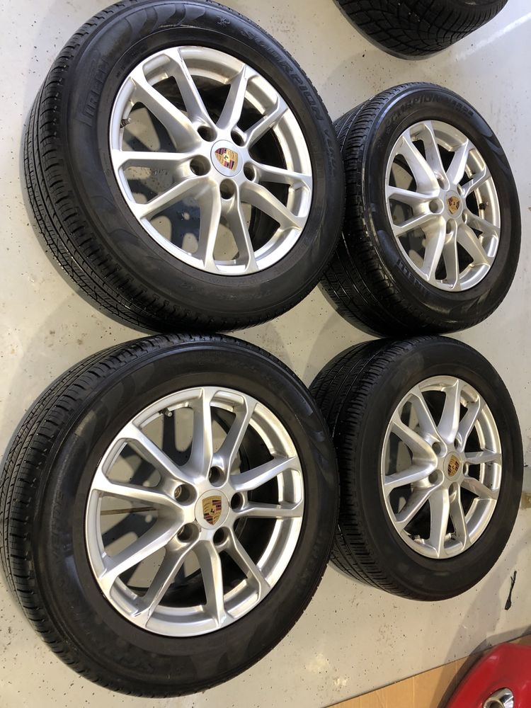 Jante 18 Porsche Cayenne cu anvelope iarna  5x130. Vw touareg