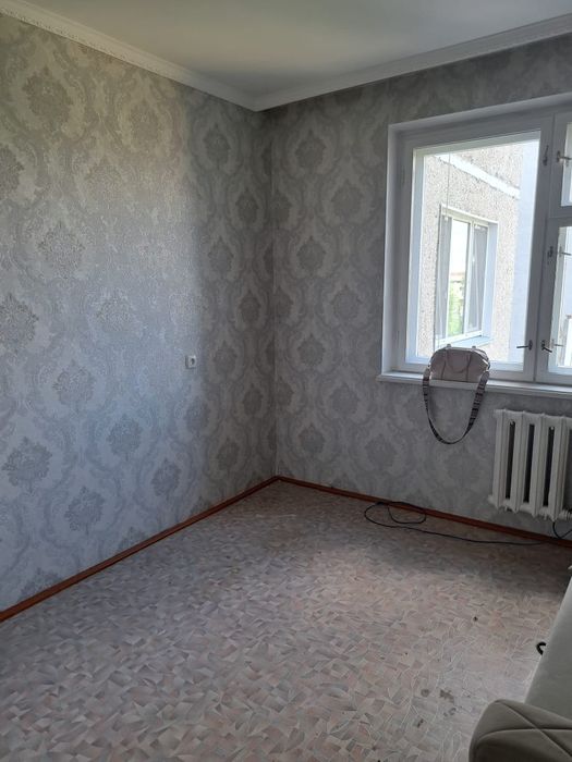 Сдам 3х комнатную,  20 мкр, р. Азии средний этаж,