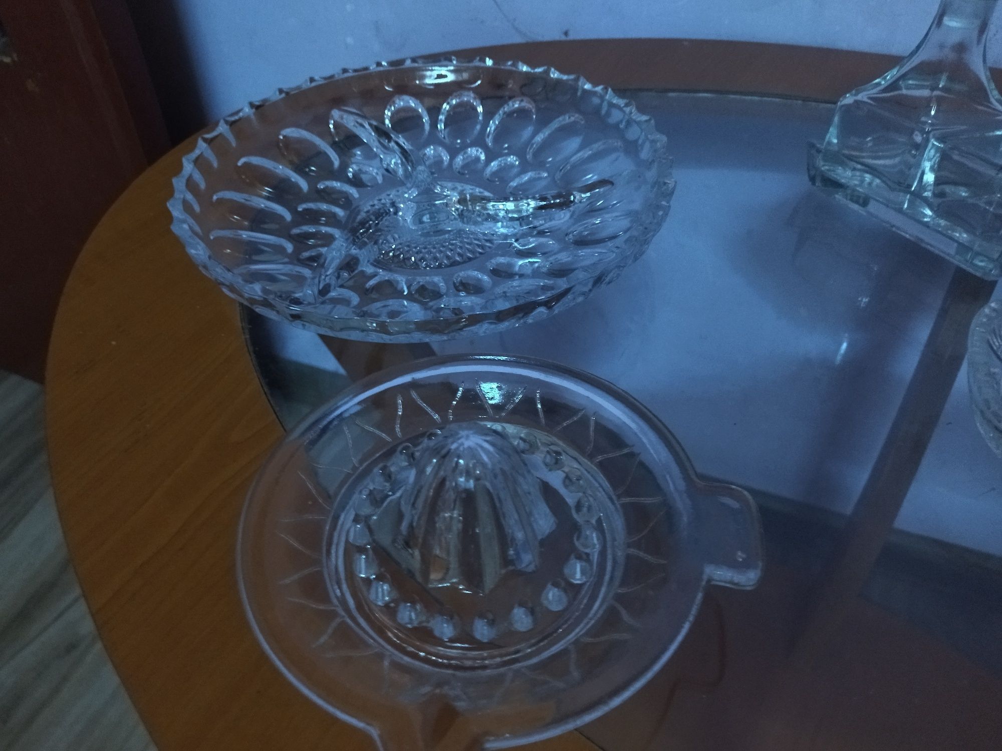 Vintage cristal și sticla
