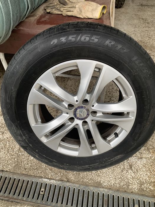 Roti Mercedes 5•112R17