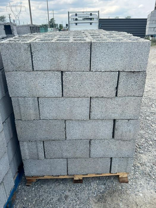 Boltari fundatie și zidarie