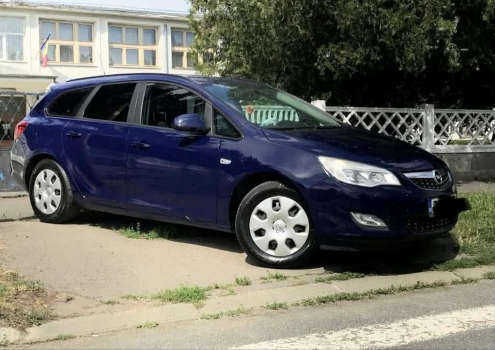 Vand opel astra j sport turnier