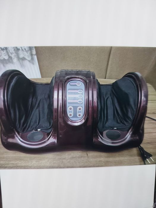 Aparat de masaj picioare