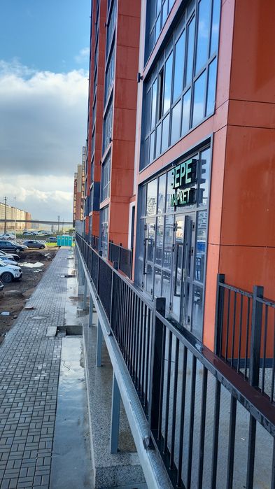 Сдам помещение свободного назначение под комерцию