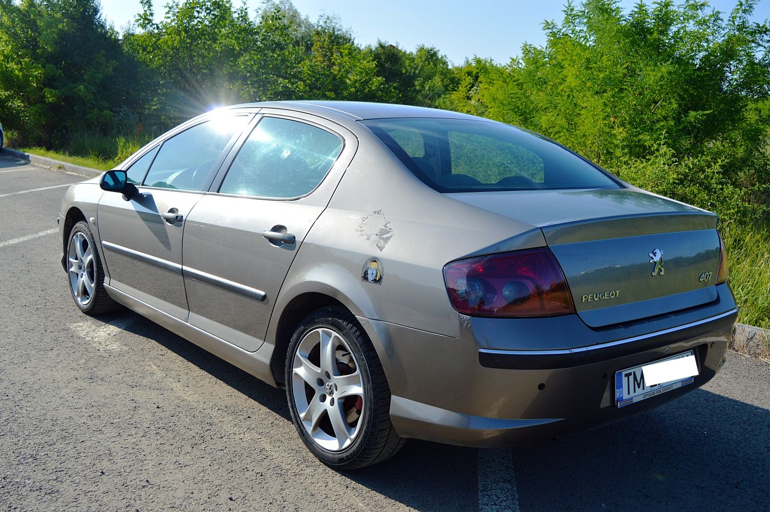 Vând Peugeot 407