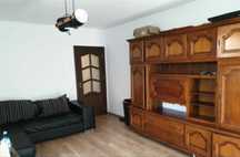 Apt 2 camere parter inalt balcon, Strand de inchiriat termen lung 380E