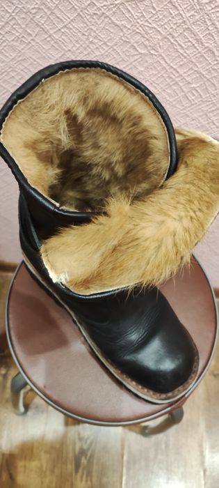 Унты монгольские.