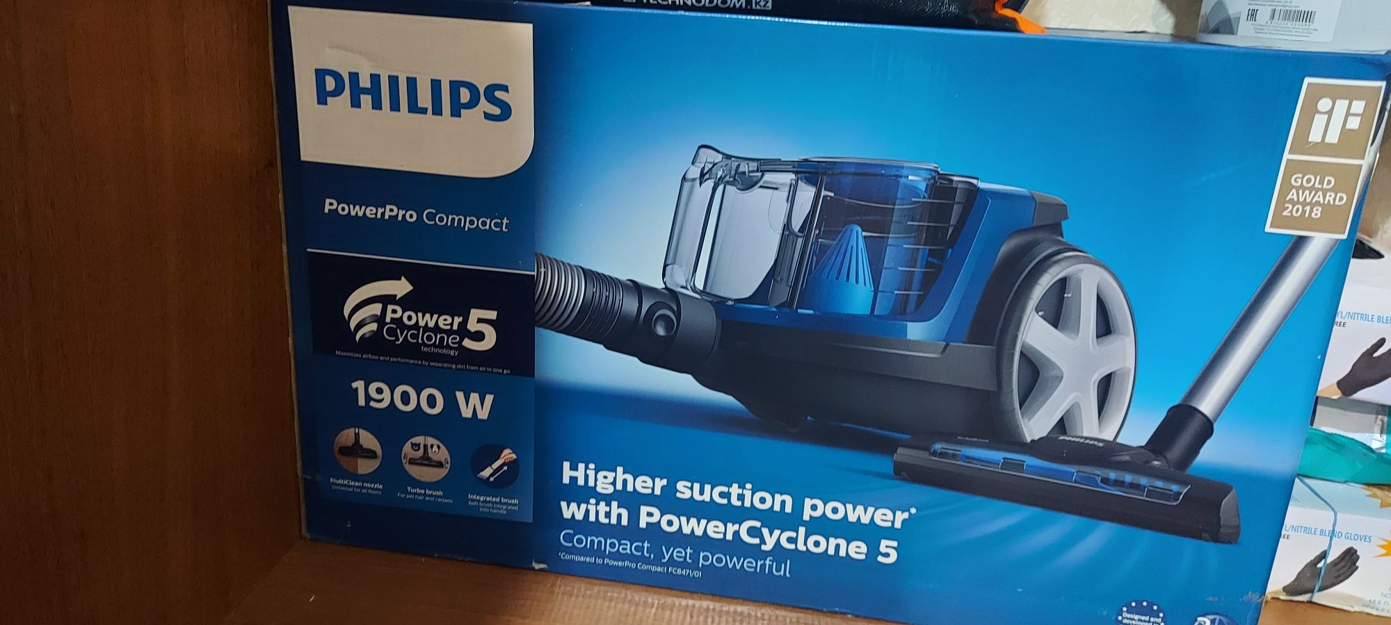 Пылесос Philips с коробкой