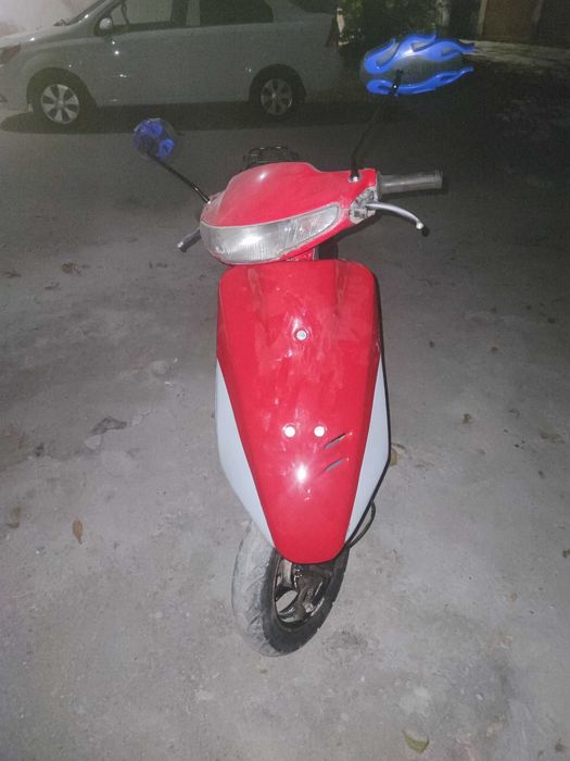 Продается скутер. Honda dio-27