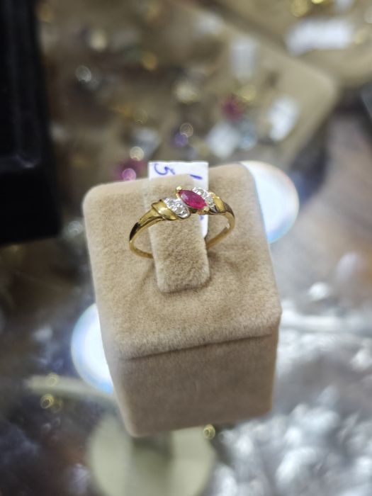 Inel aur 18k cu diamante naturale și rubin 1.86gr (r)