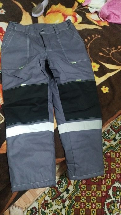 Продам спец одежду новую