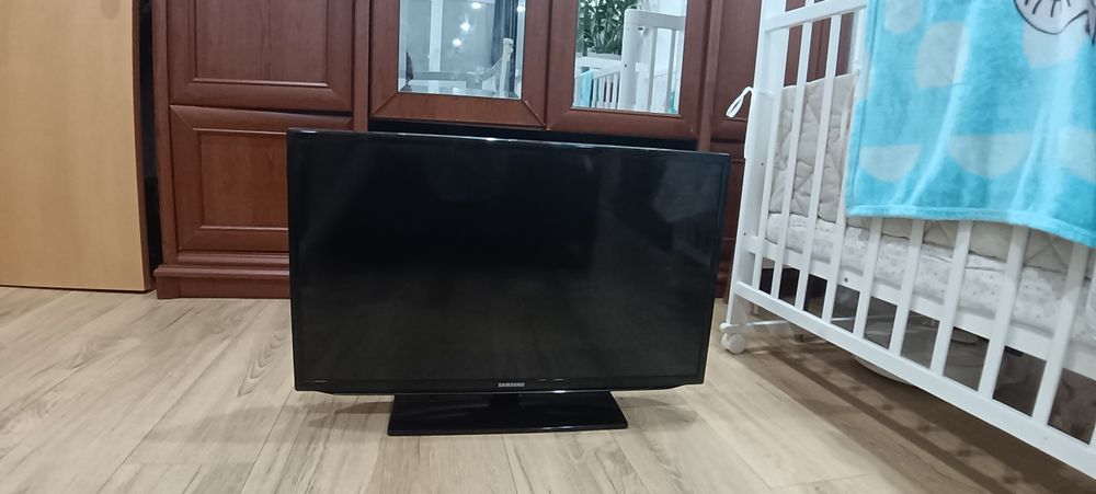 Телевизор самсунг