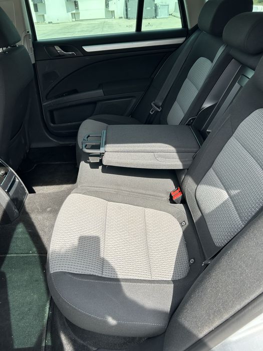 Skoda superb 2.0 tdi 140cp