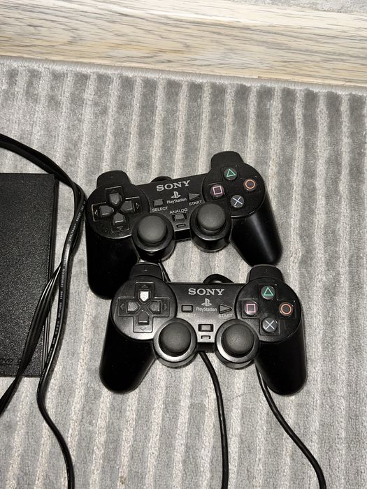 Продам playStation 2 в хорошем состоянии все работает