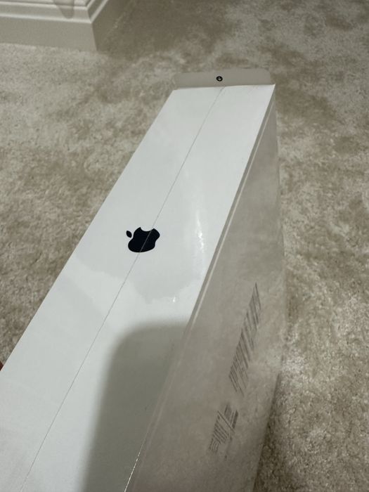 Vand laptop Apple Sigilat Macbook Air 13” /M2/16RAM/512GB