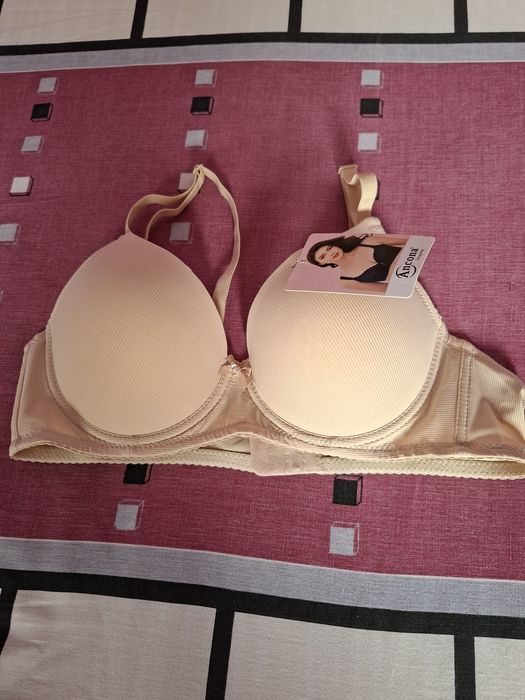 Vând Sutien Damă Mărimea 40/90 Nou
