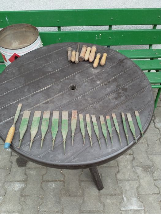 Dălți de lemn din comunism noi ,nefolosite .