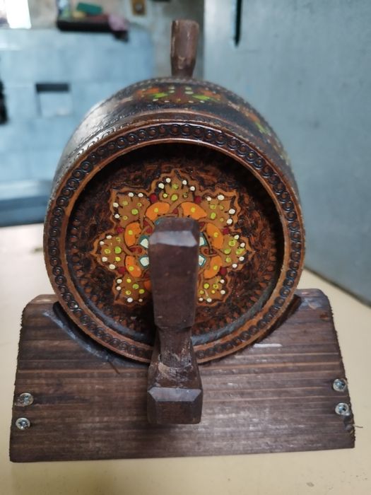 Малко битово атрактивно буренце