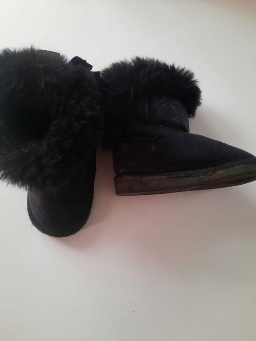 Ugg pt copii ,mărimea 22
