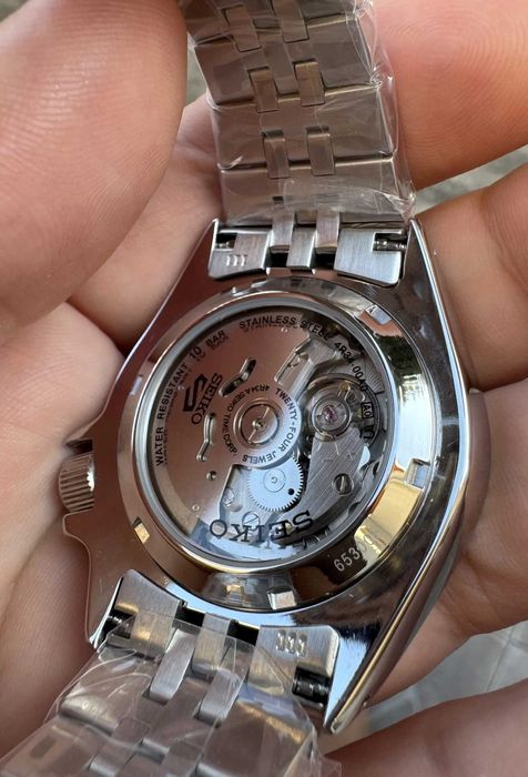 Seiko 42 mm Automatic GMT