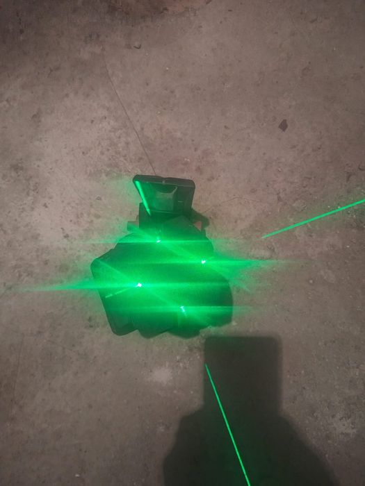 Laser Hilti PM 40 MG in stare foarte buna ,cu baterie fara incarcator