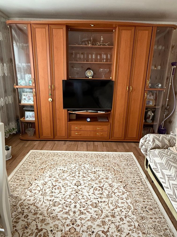 Продам стенку-шкаф