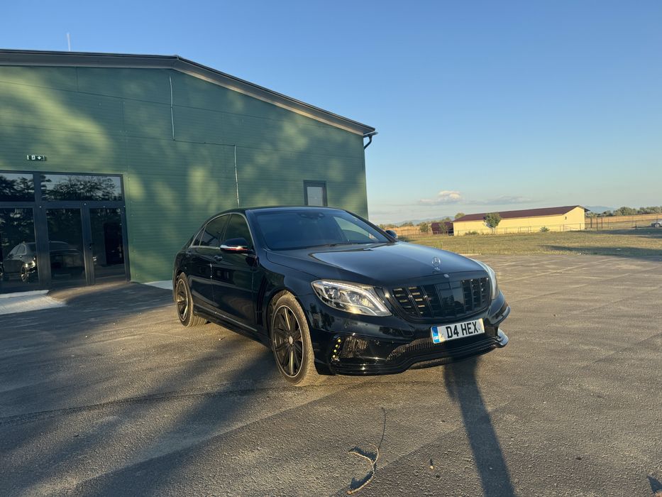 Mercedes S320 long  limusine