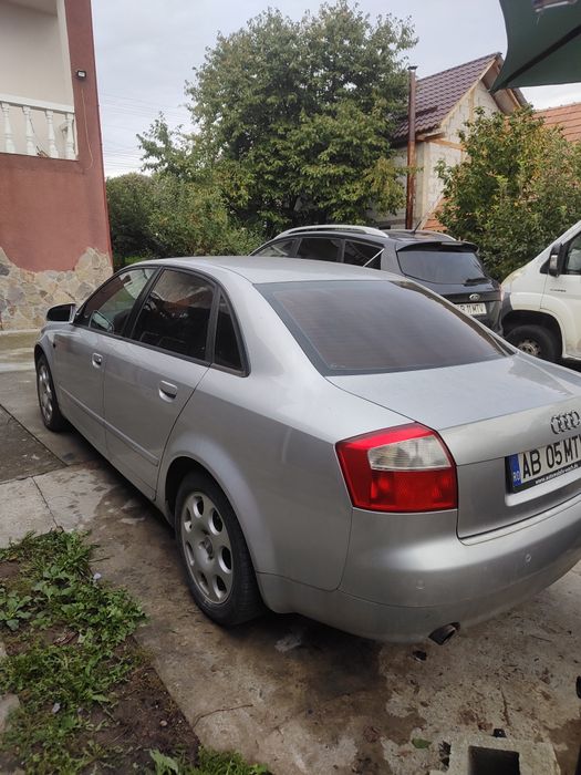 Vând audi A4. Cutie automată